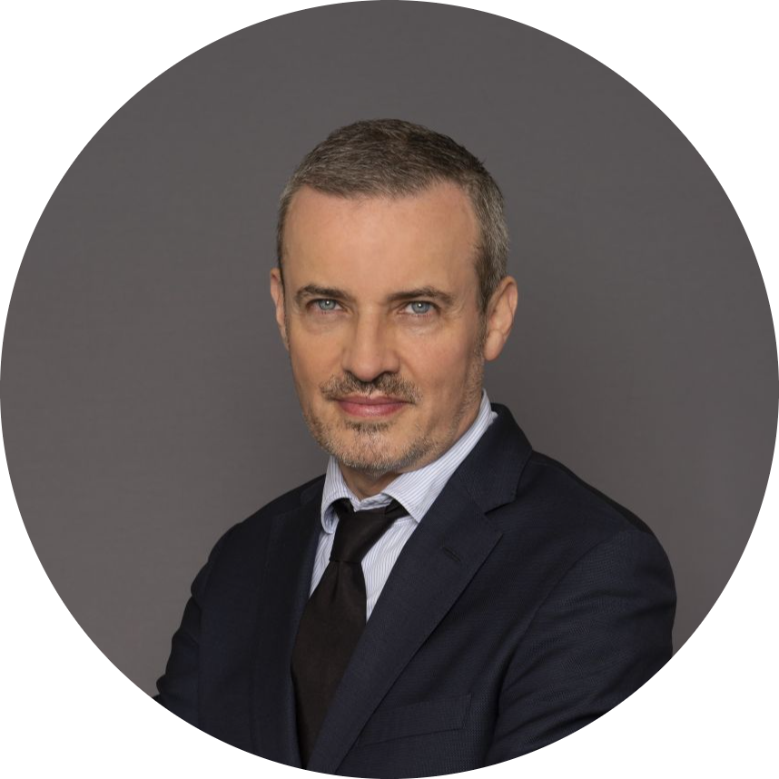 Emmanuel Pierrat, portrait publié par son cabinet. Les accusations de la plainte d’Eva Ionesco restent à examiner par la justice.