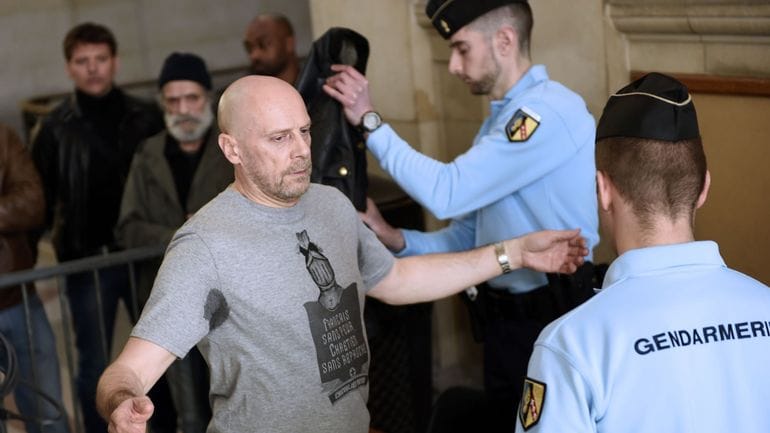 Alain Soral : de l’exil en Suisse à une détention imminente en France ?