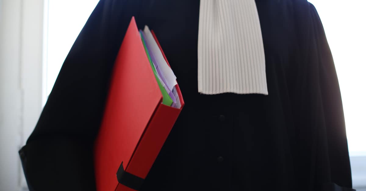 Un ancien procureur de la République en garde à vue pour viol
