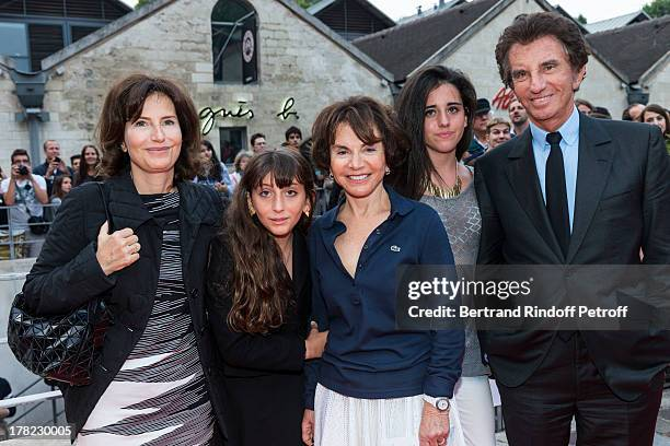 La fille de Jack Lang a-t-elle eu des enfants avec Epstein ?