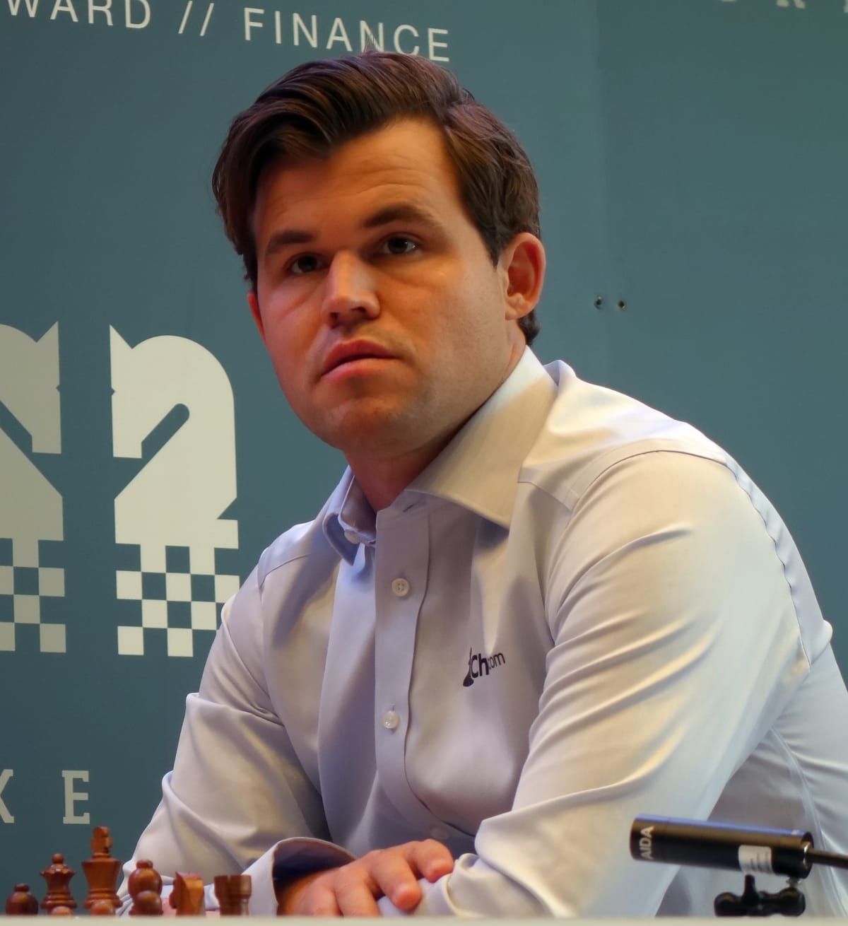 Magnus Carlsen, la pendule et nous