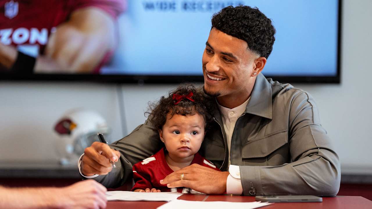 8 matchs, 56 réceptions, 75 millions de dollars : les Cardinals ont payé un joueur pour la moitié d’une saison