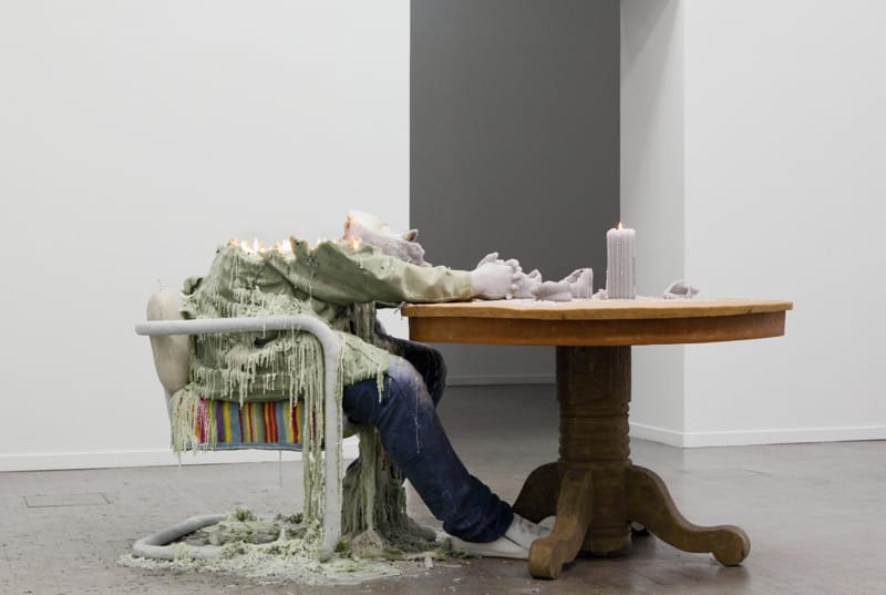 URS FISCHER, L’EXISTENCE EN QUESTIONS