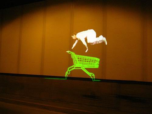 Le beamvertising accroche les annonceurs