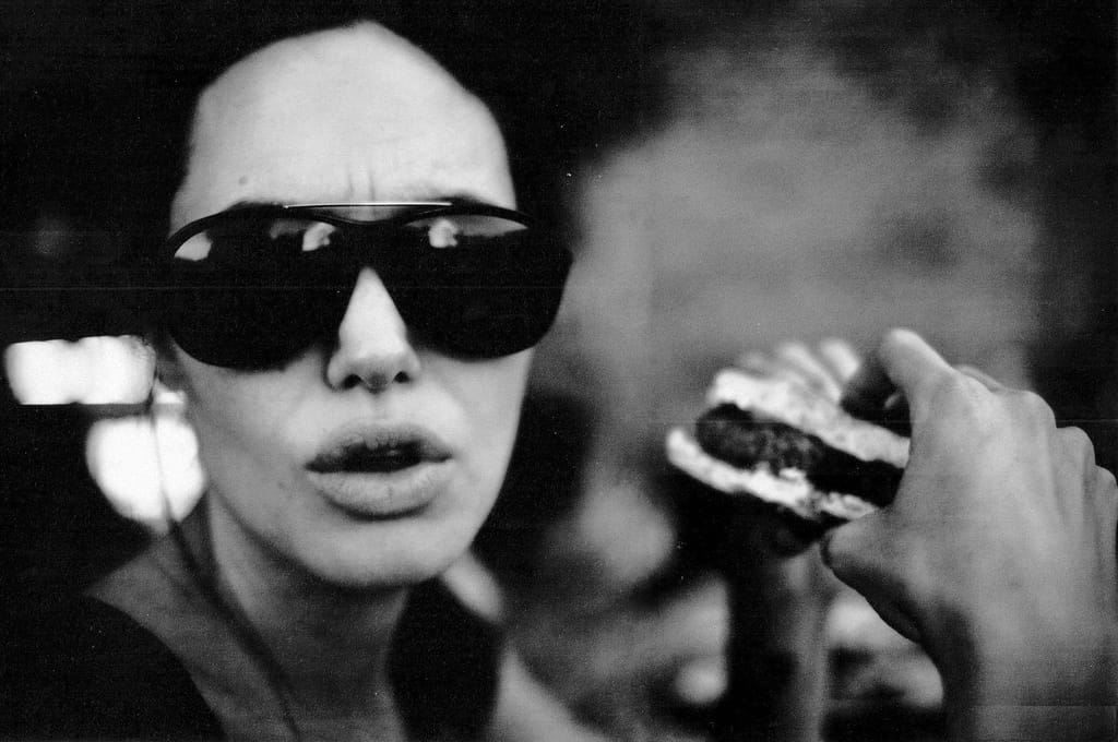 Brad Pitt devient photographe intime avec pour modèle Angelina Jolie