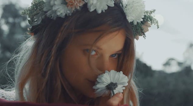 CECI EST UN CLIP