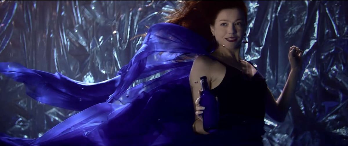 La plus grande teuf sous-marine jamais filmée pour une pub