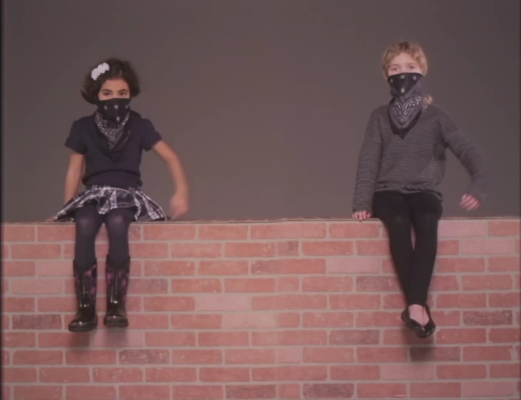 Quand un clip explique la brutalité policière aux enfants