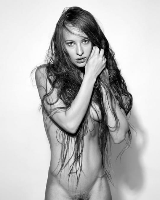 Jo Schwab : l’intègre nudité
