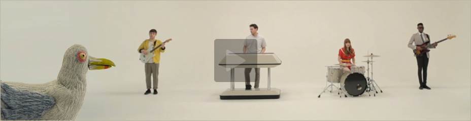 Lorenzo Fonda signe “The Look” pour Metronomy