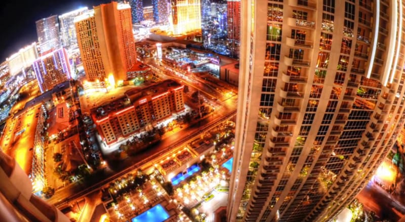 Philip Bloom – « 24 Hours of Neon »