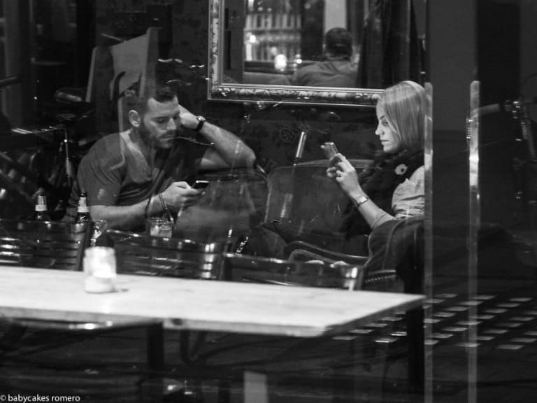 Comment les réseaux sociaux ont tué une génération en ludifiant le capitalisme ?