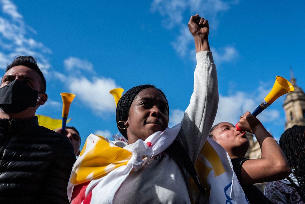 Tout ce que vous avez toujours voulu savoir sur la « gilet-jaunisation » de la jeunesse colombienne