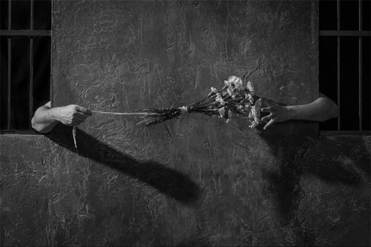 Regardez le seul film érotique réalisé par Jean Genet longtemps censuré