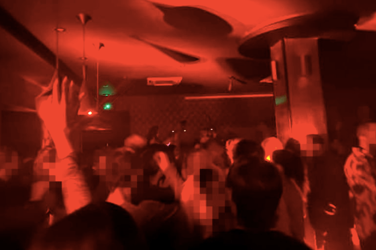 Nouveau club clandestin parisien, 300€ l’entrée puis 10€ pour le protoxyde d’azote