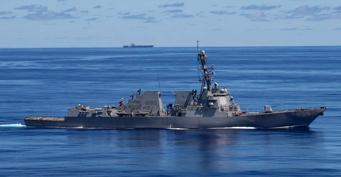 Un navire destroyer ne peut pas se déployer car le Commandant ne veut pas du vaccin Covid