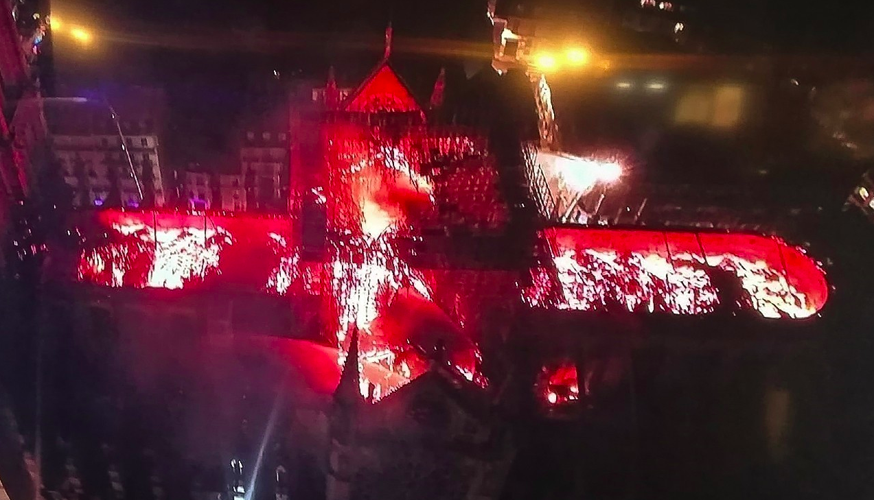 La Face cachée du drame de Notre-dame: Des mensonges aux abus de pouvoir