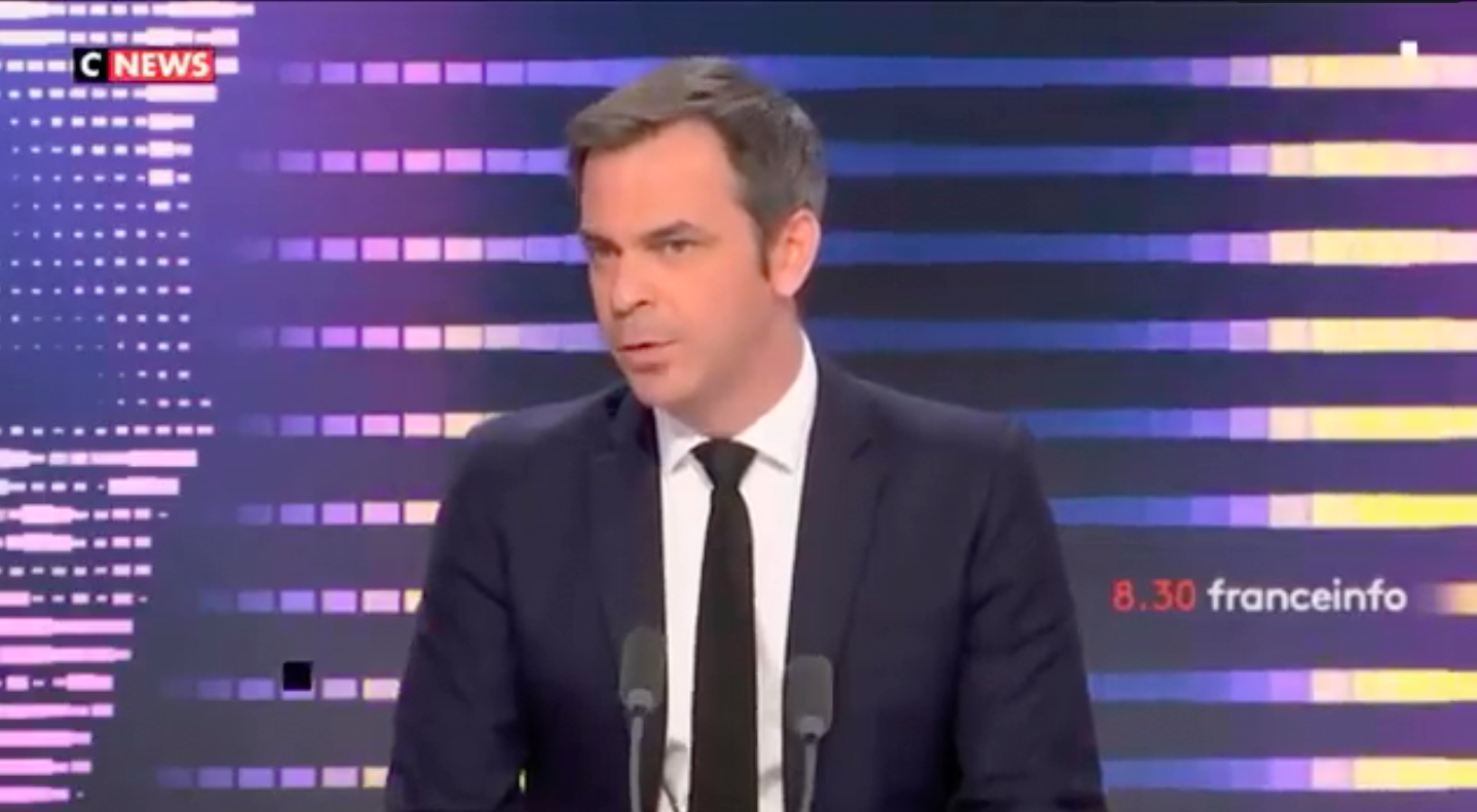 Le ministre de la Santé reconnaît enfin que le passe vaccinal ne sert à rien