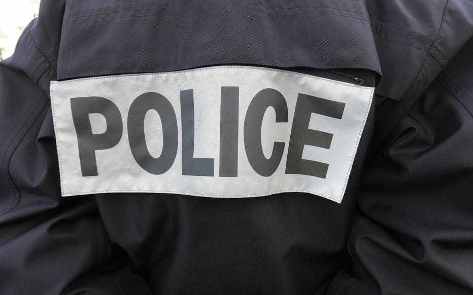 Jacques Bouthier : plusieurs policiers ou ex-policiers soupçonnés d’avoir couvert l’affaire de viols