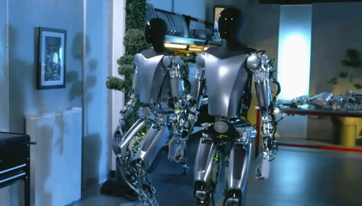 Elon Musk prédit que les robots pourraient bientôt surpasser en nombre les êtres humains