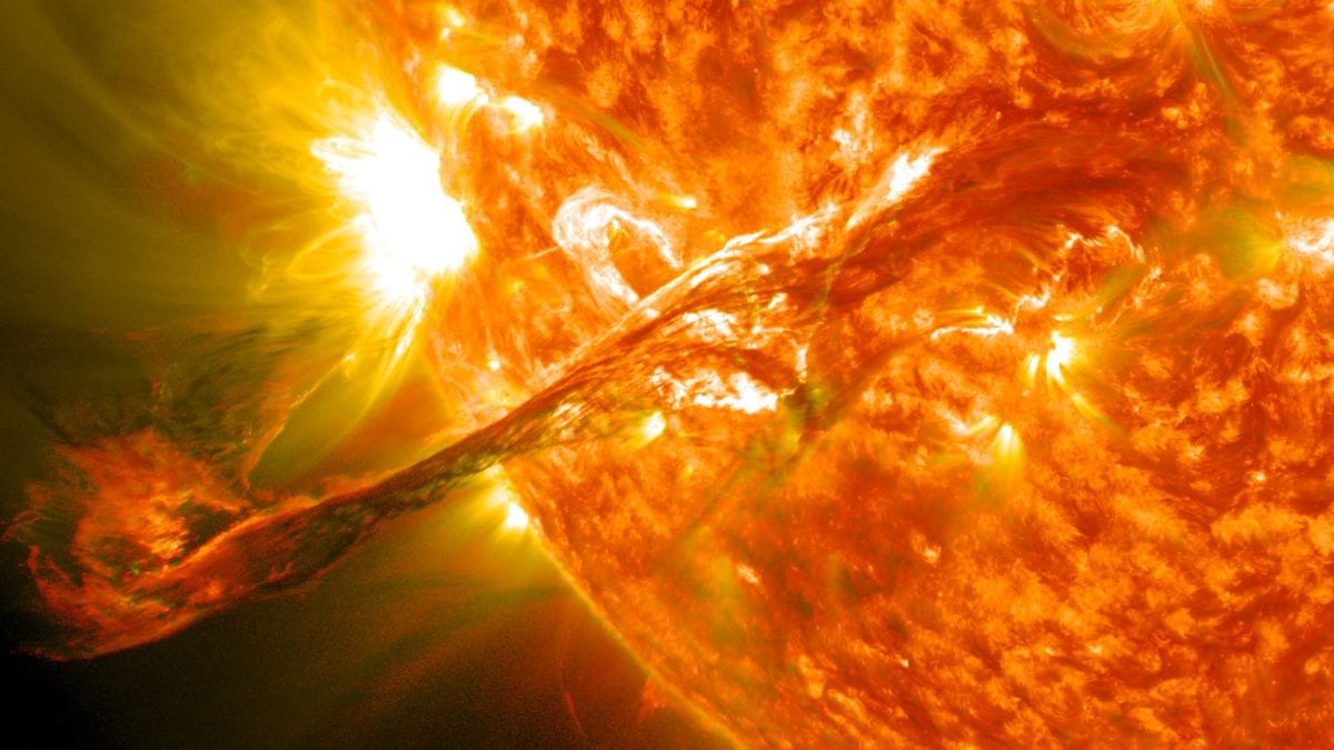 Lumière sur les tempêtes solaires qui peuvent provoquer un tsunami
