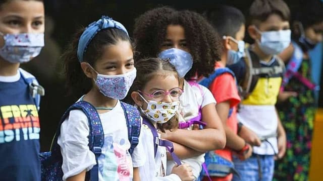Une nouvelle étude révèle que les masques jetables contiennent des produits chimiques toxiques et peuvent créer des cancers