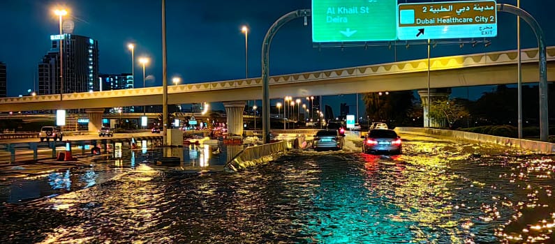 Pluies diluviennes de Dubaï : des avions avaient bien ensemencé le ciel pour provoquer la pluie