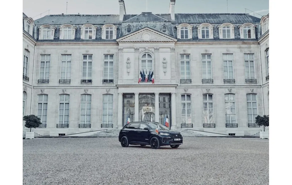 Un fonctionnaire du ministère de l’Économie se fait voler sa voiture de service contenant deux cartes d’accès à l’Élysée