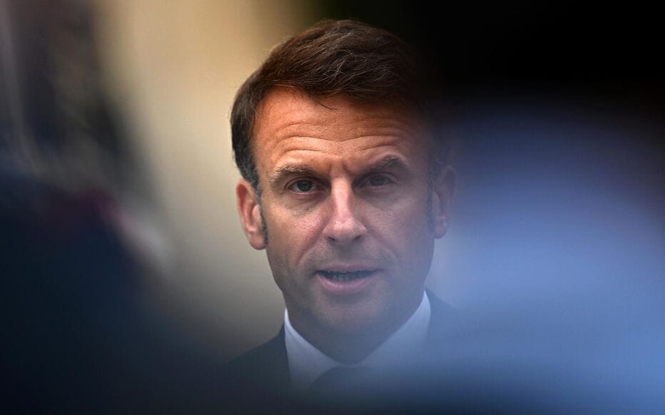 Dans l'entourage d'Emmanuel Macron (ici le 19 juin), on assure que «jamais il ne démissionnera». «Il est très lucide, dit un