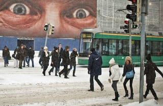 Le harcèlement en réseau (gang stalking) : une persécution invisible, des racines historiques aux soupçons contemporains en France