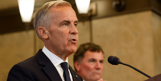 Ottawa dit que Washington a voulu toucher au français. Washington répond que c’est une histoire drôle