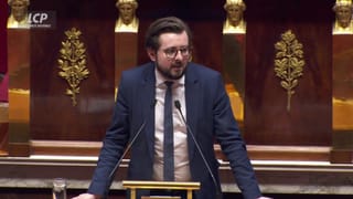 Suspendu en une nuit, ecarte en une phrase