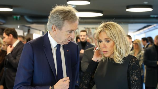 Nous vivons en une société désorientée, pervertie et affaiblie par une gangrénante corruption, où règnent le mensonge et le mal