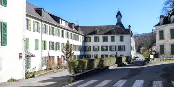 Le directeur de Bétharram a été muté à Oloron et les parents d’élèves veulent retirer leurs enfants