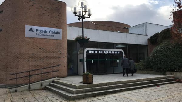 Un directeur de l'aide sociale à l'enfance condamné pour détention d'images pédopornographiques