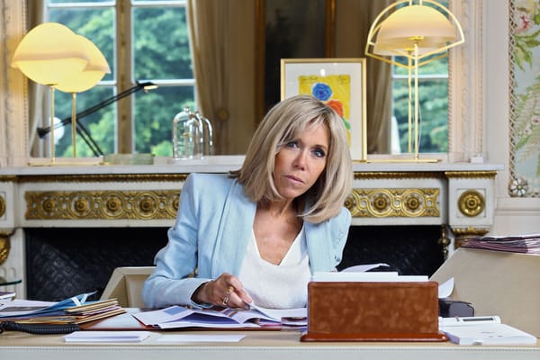 Les dépenses folles de Brigitte Macron à l'Élysée : plus de 2 millions d'euros pour les contribuables français ?