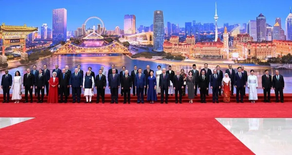 Le grand réveil multipolaire : vers un nouvel ordre mondial en 2025 et au-delà