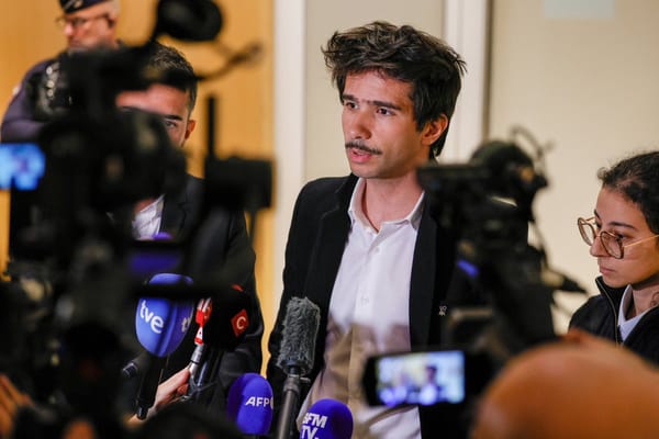 Plus personne n'est dupe. Ils vont tomber.