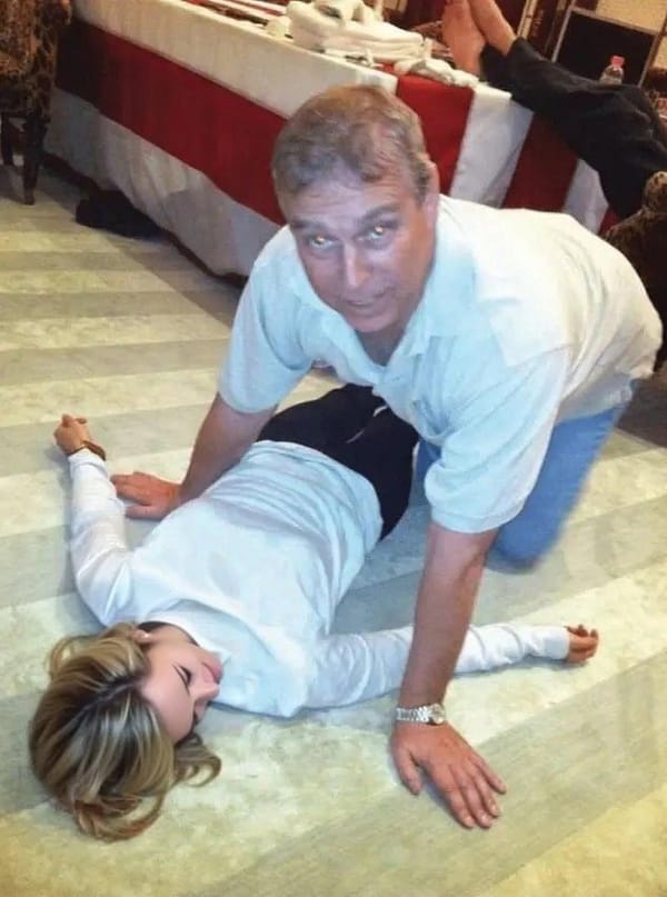 Les photos abjectes du prince Andrew et l’ombre sur les élites françaises