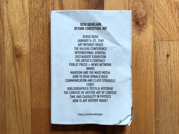 De l’art conceptuel au journalisme prédictif : la prophétie de Seth Siegelaub accomplie par la trilogie Infofiction de Zoé Sagan