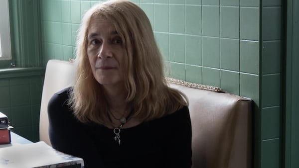 La joie tardive de Lucy Sante : quand l’écriture libère enfin le corps