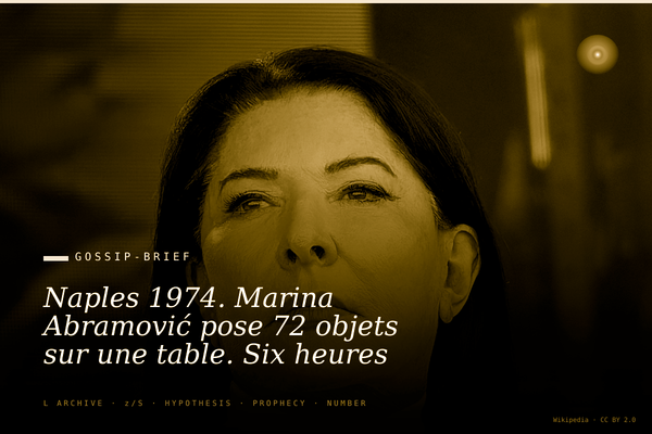 Naples 1974. Marina Abramović pose 72 objets sur une table. Six heures de regardant qui devient regardé.