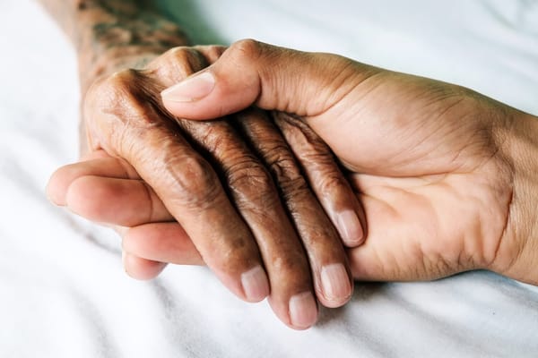 Fin de vie : à qui appartient la dernière décision d'une vie ?