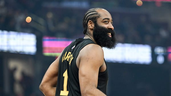 97 millions de dollars six jours avant ses 37 ans : la NBA ne paie pas la vieillesse au même tarif que la NFL