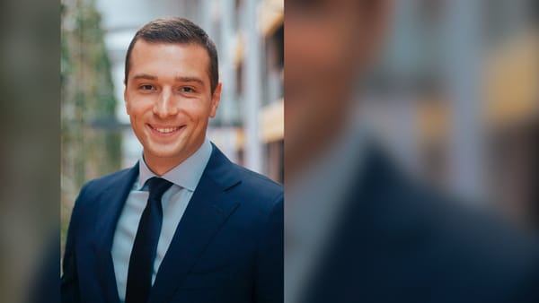 1 035 178 euros en deux ans, et le troisième livre sort le 4 novembre