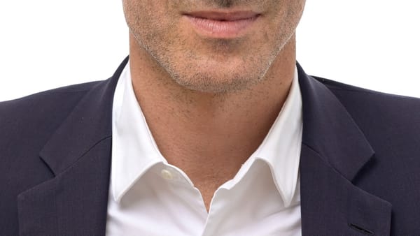 Ils ont cloné la voix d'Edwy Plenel pour salir Glucksmann, Blast a porté plainte