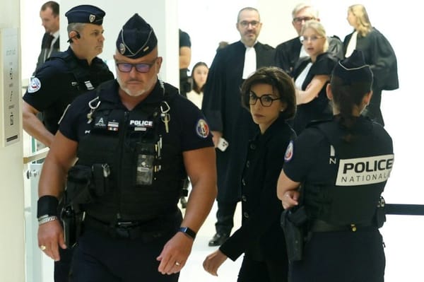 300 000 euros par an, zéro minute facturée. Rachida Dati demande à redevenir juge.