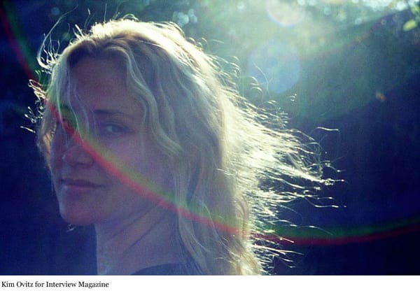 ERIN WASSON, L’INTRUSE