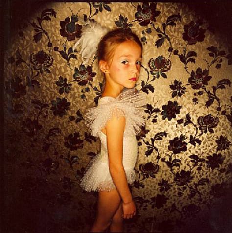 Les étranges acrobates de Michal Chelbin