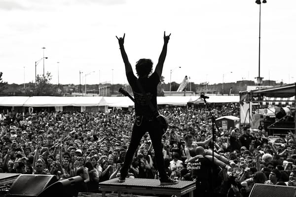 LA MAGNIFIQUE CAMPAGNE D’AMNESTY